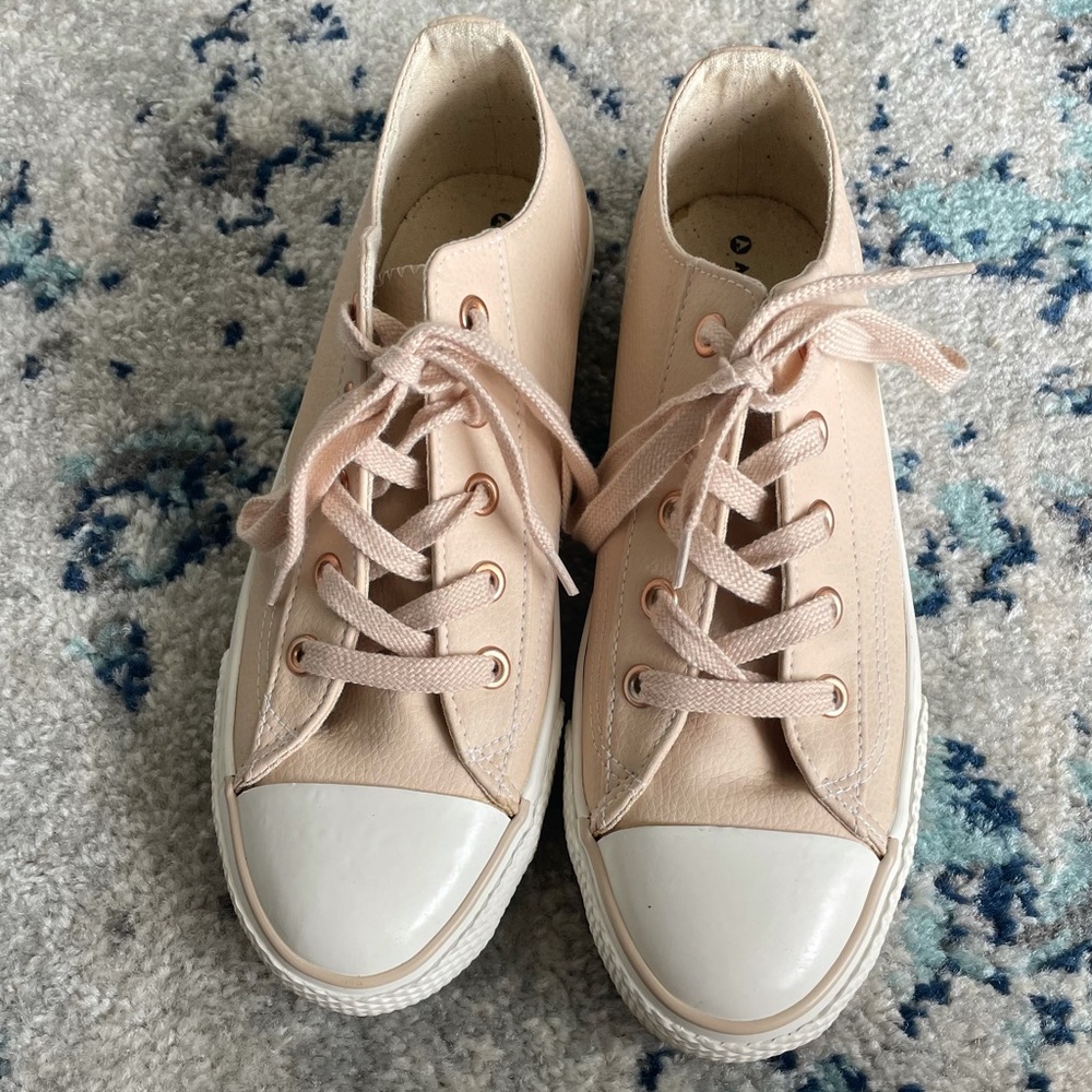 Airwalk peach faux leather sneakers